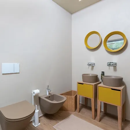 Dianas Garden Design *