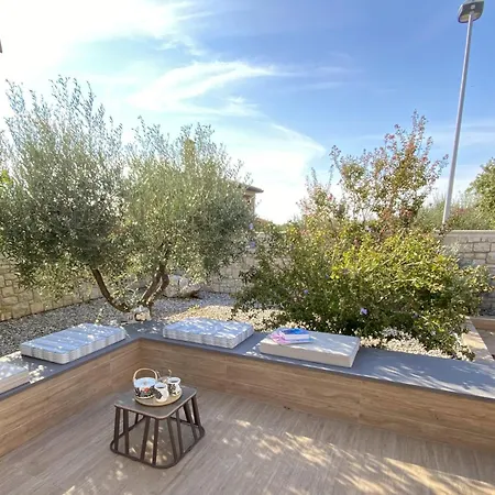 Dianas Garden Design Umag