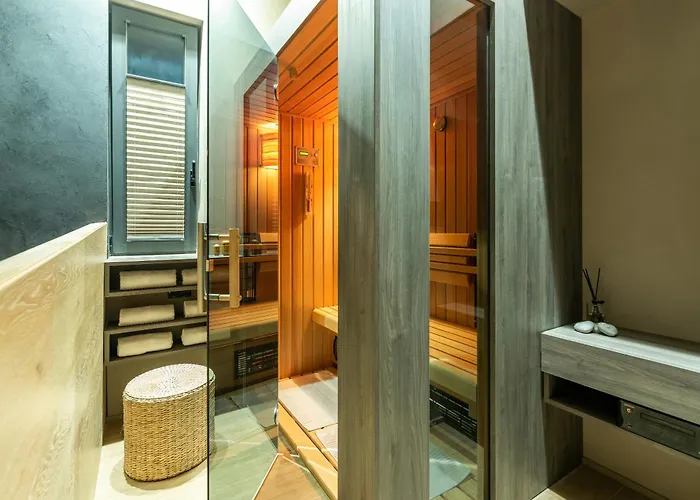 Dianas Garden Design *