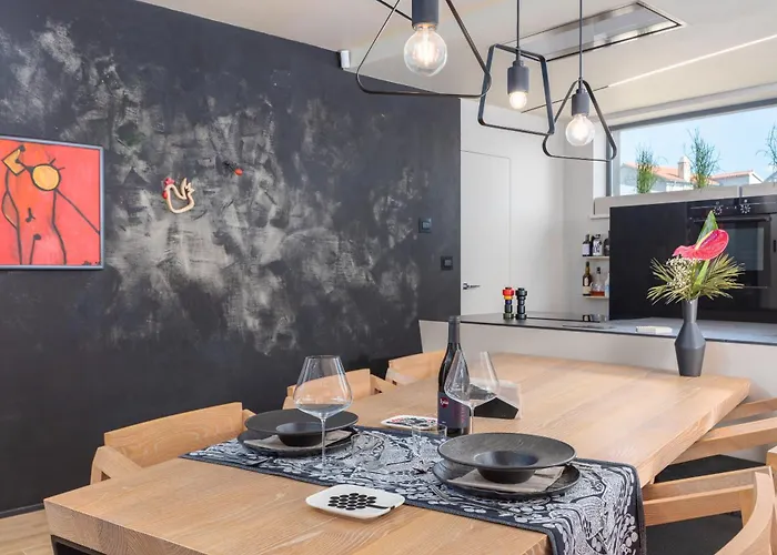 Dianas Garden Design Villa