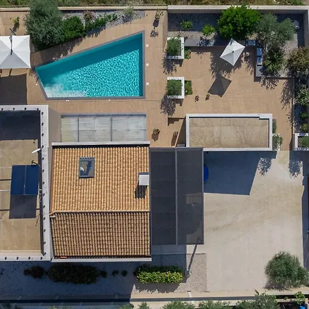 Villa Dianas Garden Design Umag