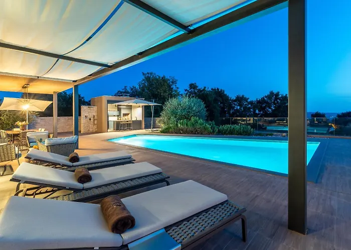 Villa Dianas Garden Design Umag