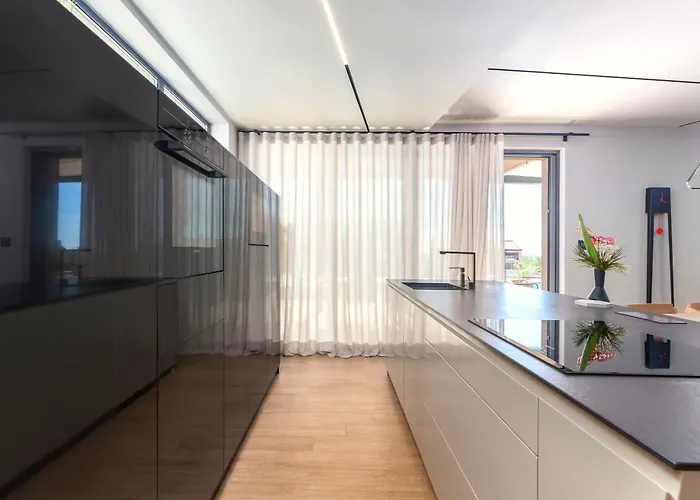 Villa Dianas Garden Design *