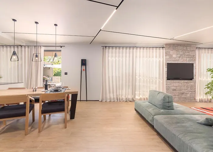 Villa Dianas Garden Design