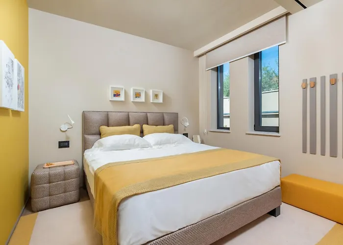 Dianas Garden Design *